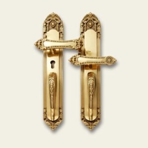 Tay nắm cửa cổ điển